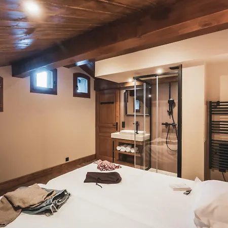 Le Hameau De La Sapiniere